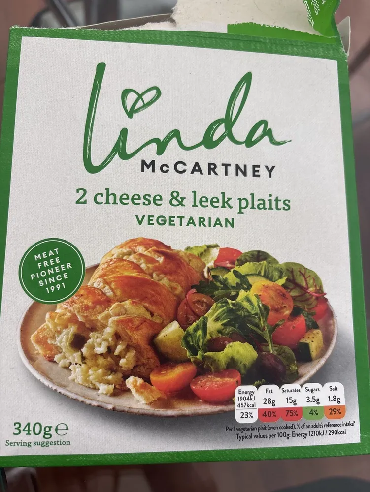 Linda McCartney Cheese Leek Plait 2pk