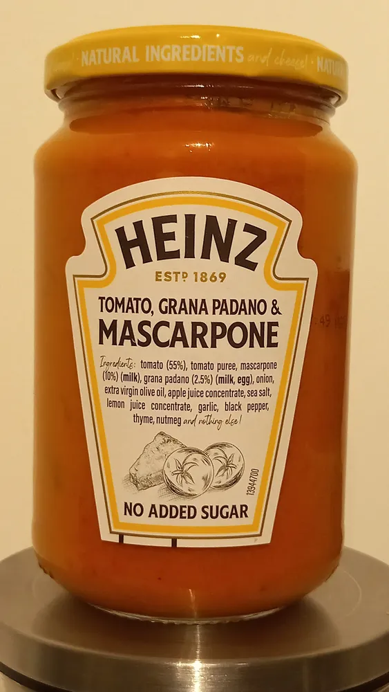 HEINZ TOMATO, GRANA PADANO & MASCARPONE PASTA SAUCE