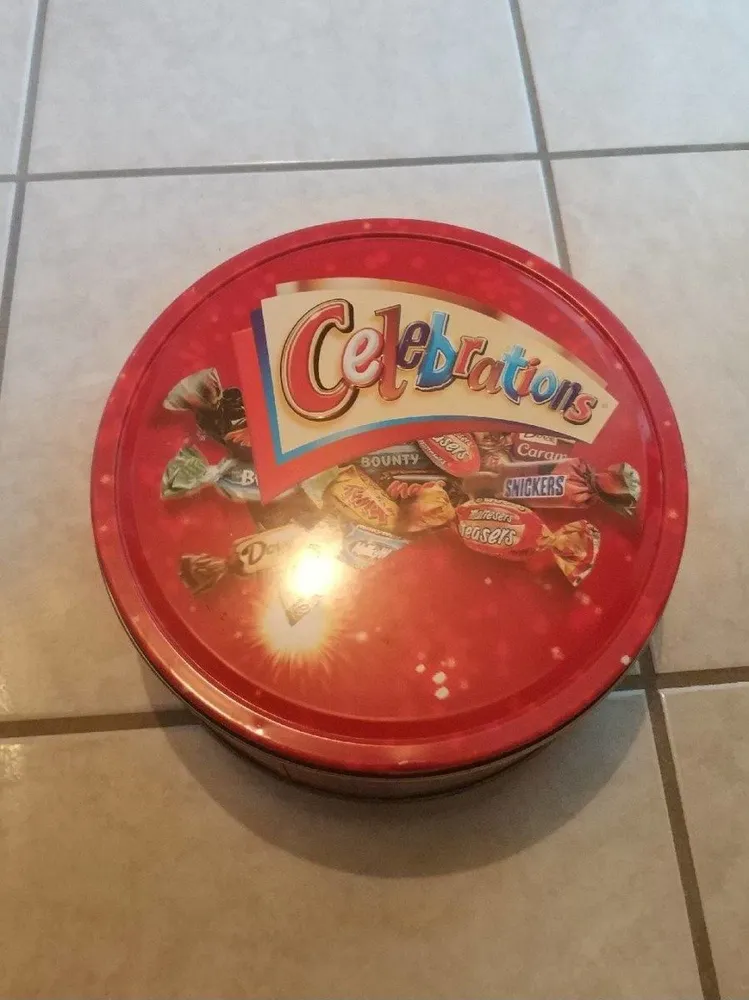 Assortiment de chocolats au lait fourrés