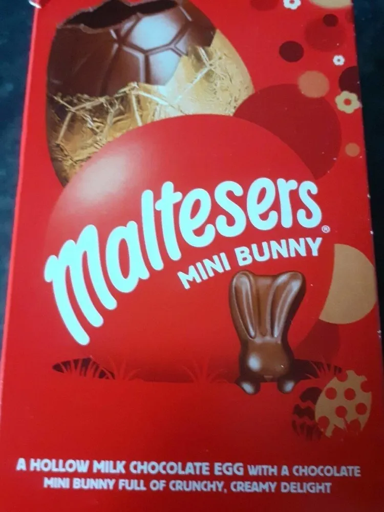 Maltesers Mini Bunny with a hollow chocolate egg