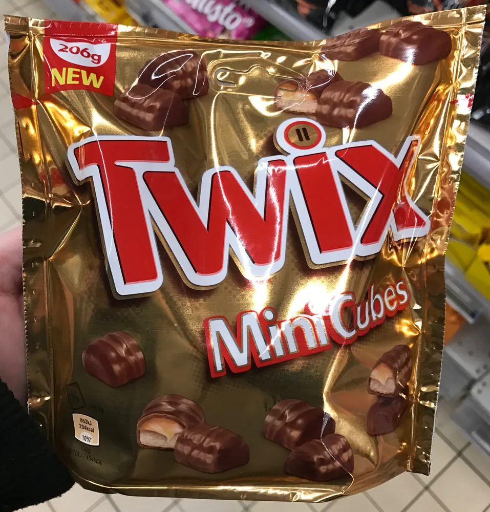 Twix Mini Cubes