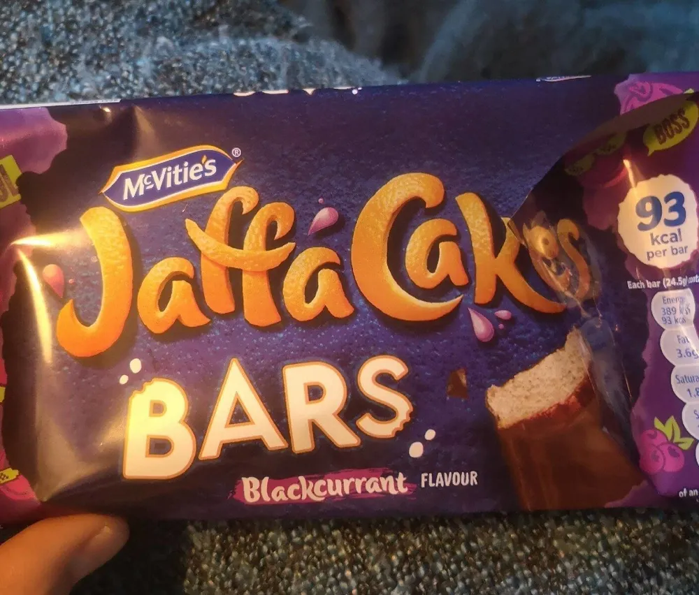 Jaffa Cakes Bars Blackcurrant
