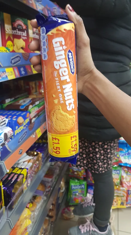 Ginger nuts