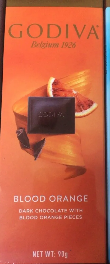 Dark chocolate with blood orange pieces