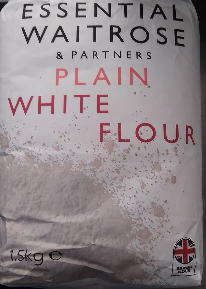 Essential waitrose plain white flour