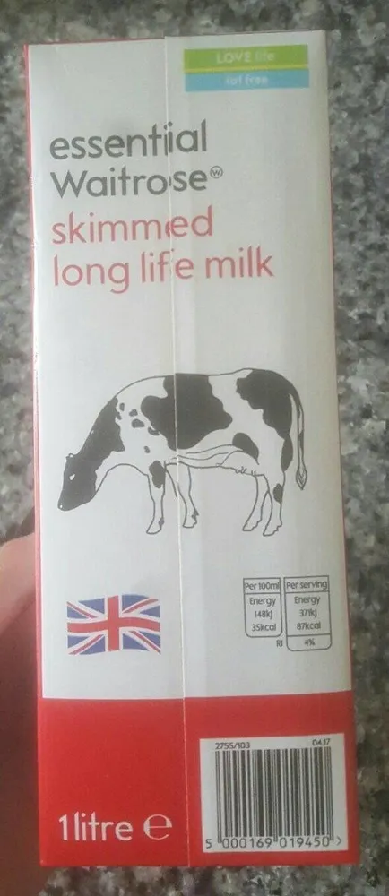 Skimmed long life milk