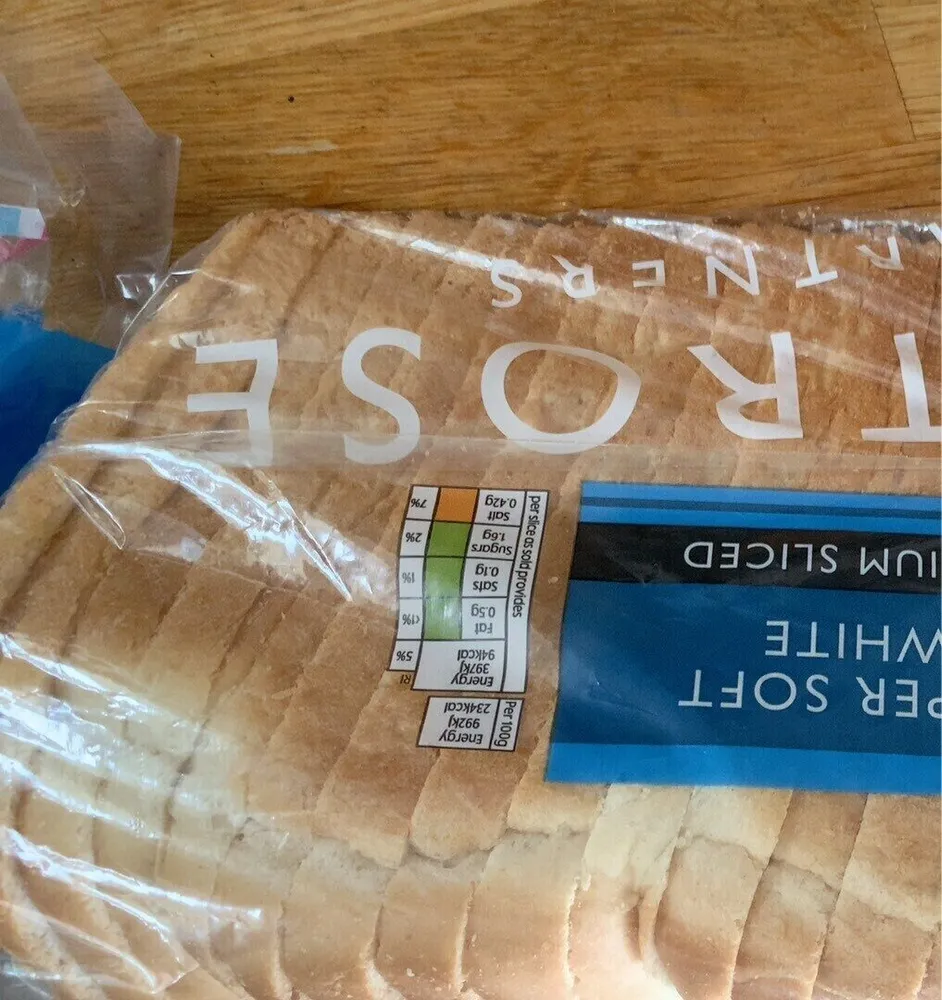 Super soft white medium sliced bread