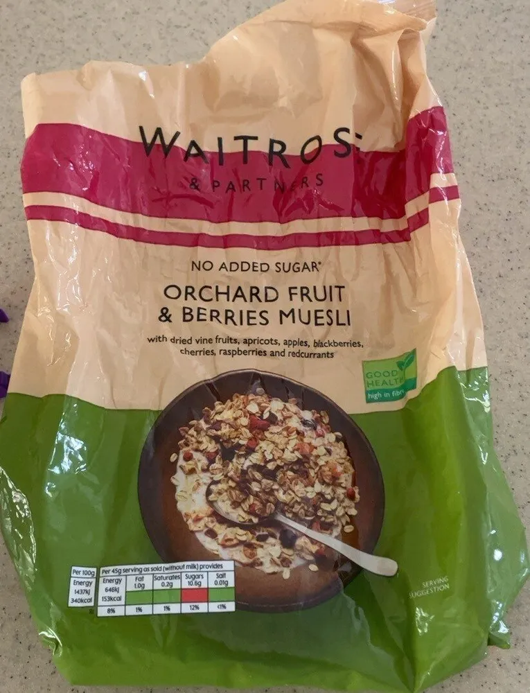 Orchard Fruit & Berries muesli