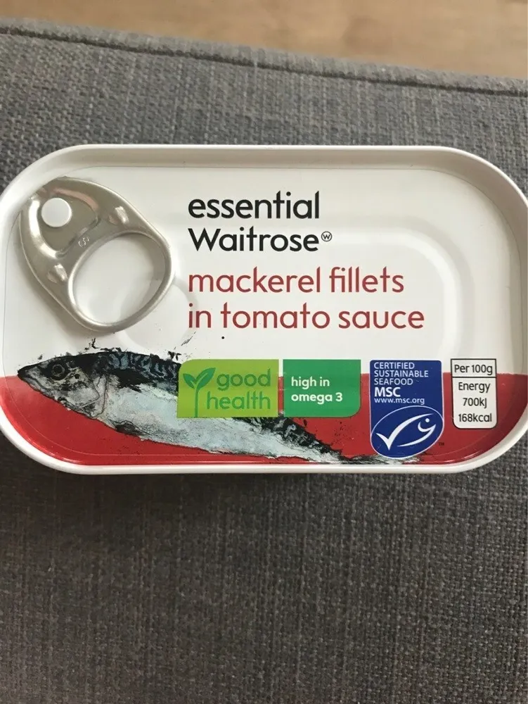 Mackerel fillets in tomato sauce