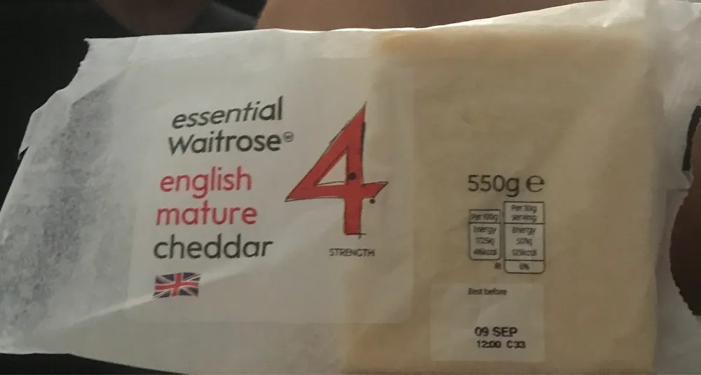 Essential mature cheddar cheese strength 4