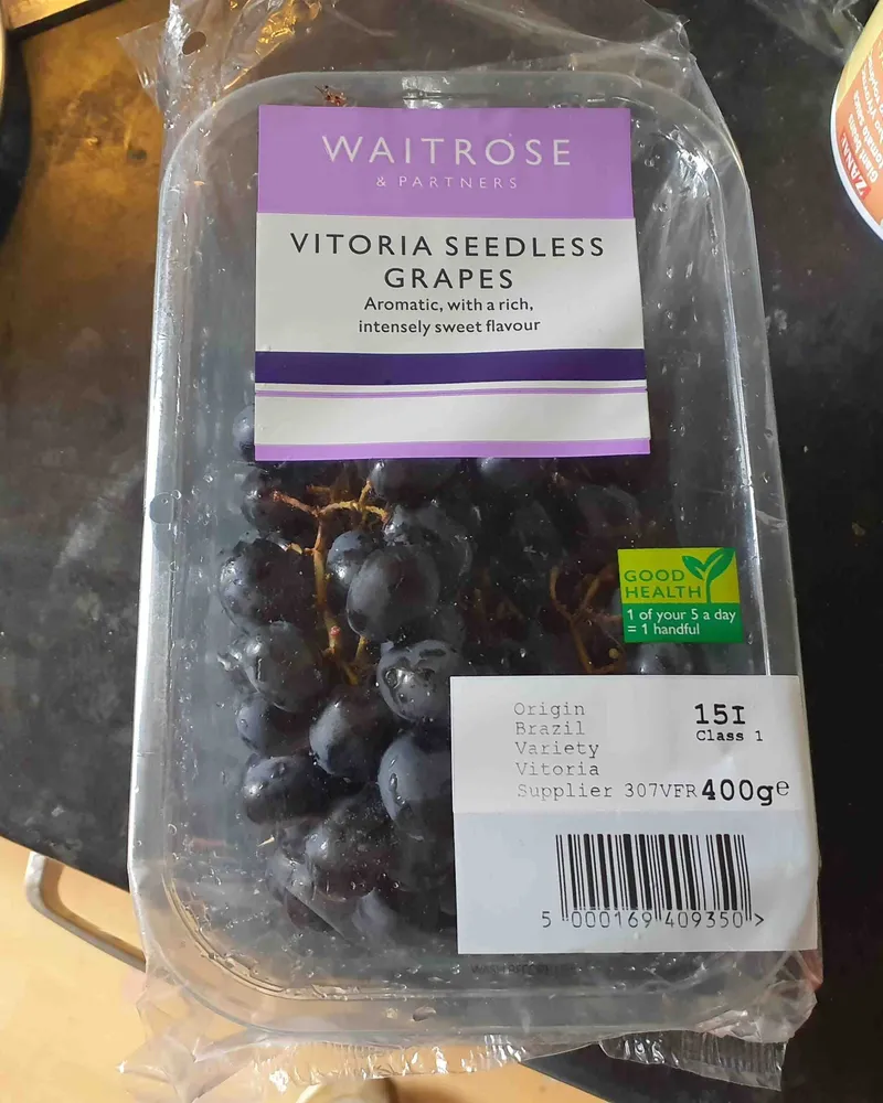 Victoria Seedless Grapes