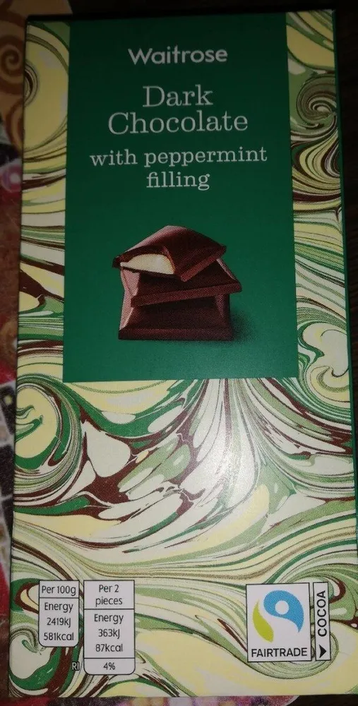 Dark chocolate with peppermint filling