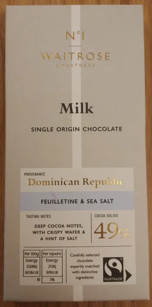 Milk chocolate with feulletine wafer and sea salt