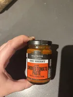 Intense smoked tomato paste