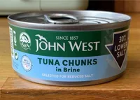 Tuna chunks in brine
