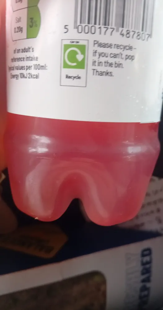 Sparkling raspberry lemonade