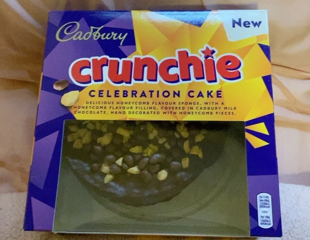 STAFFORDS CHOC FUDGE BIRTHDAY 800GM E €13.49 (16.8