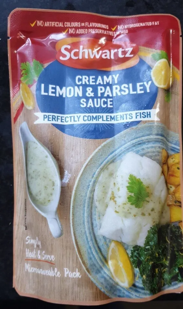 Creamy lemon and parsley sauce