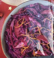 Braise red cabbage