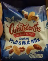 Snacking Fruit & Nut Mix