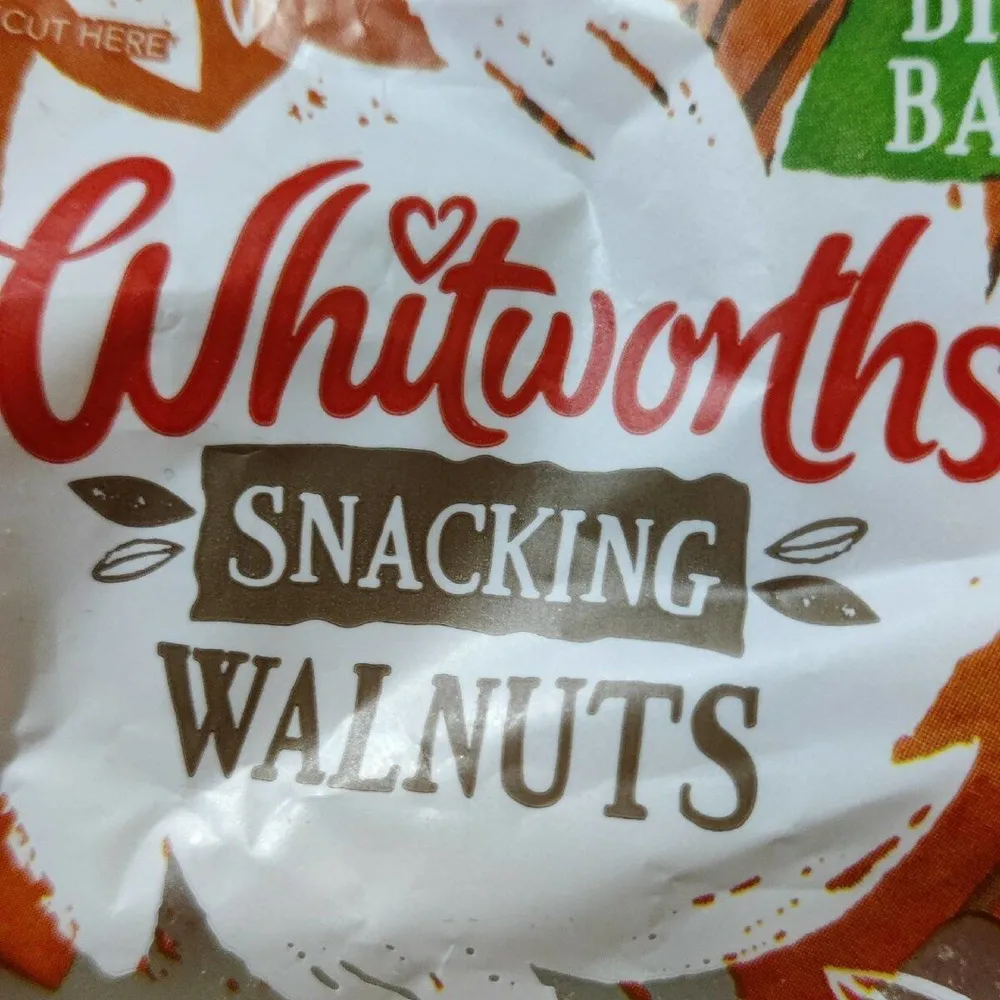 Snacking Walnuts