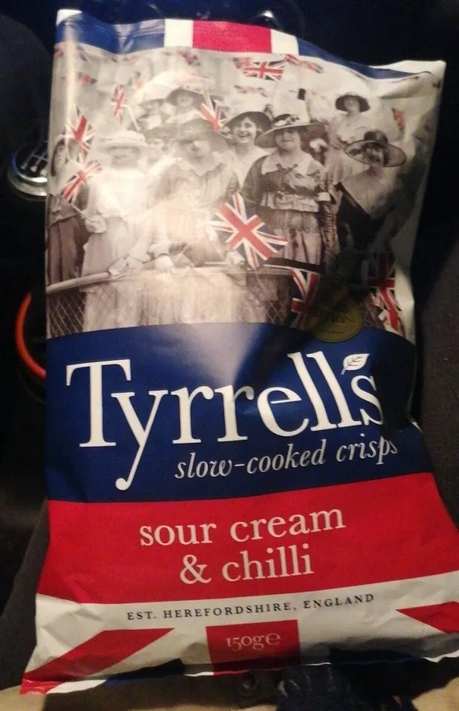 Tyrells sour cream and chili