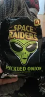 PICKLED ONION FLAVOUR CORN SNACKS
