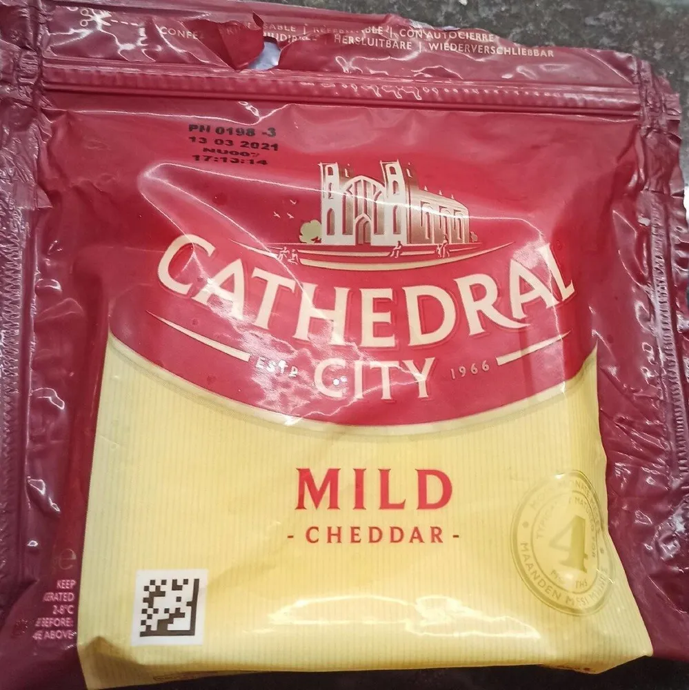 Queso cheddar tierno