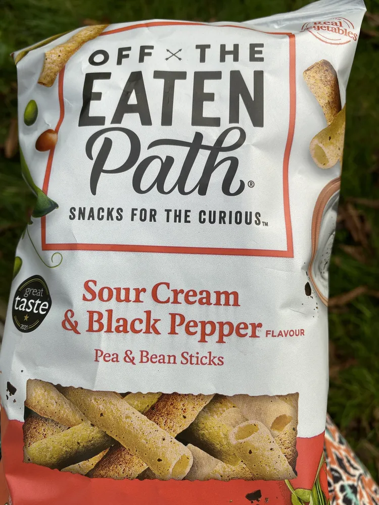 Sour Cream & Black Pepper Flavour Pea & Bean Sticks