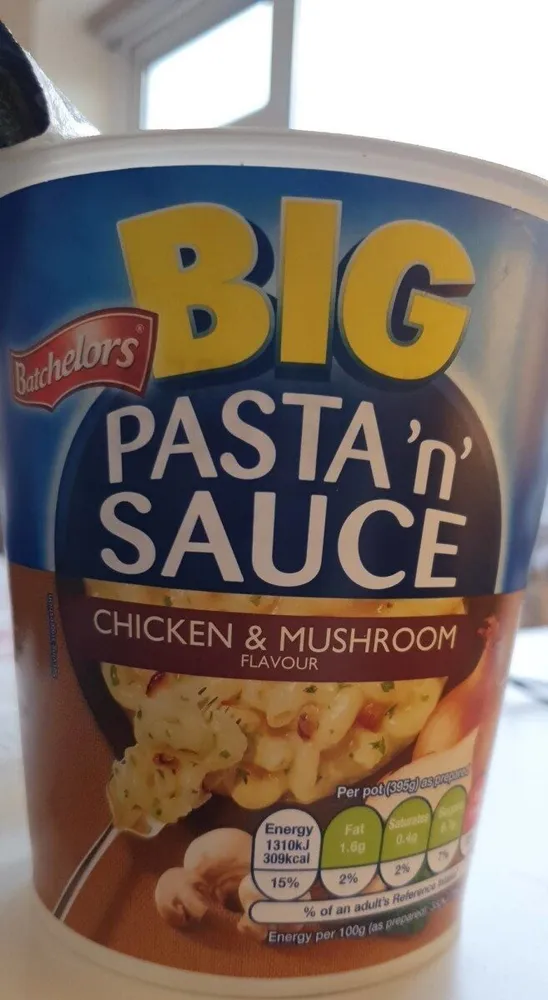 PASTA 'N' SAUCE - CHICKEN AND MUSHROOM