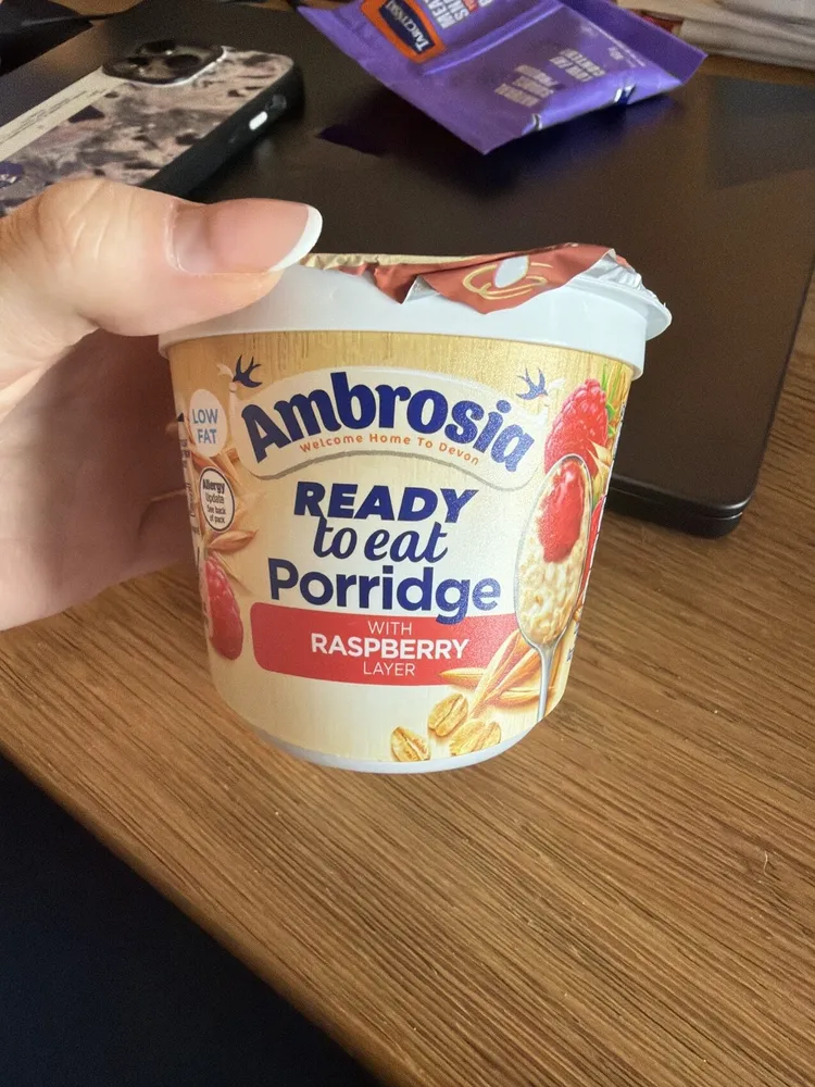 Ready to eat Porridge with Raspberry Layer