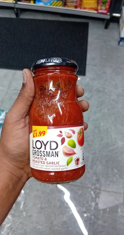 Tomato & Roasted Garlic Sauce