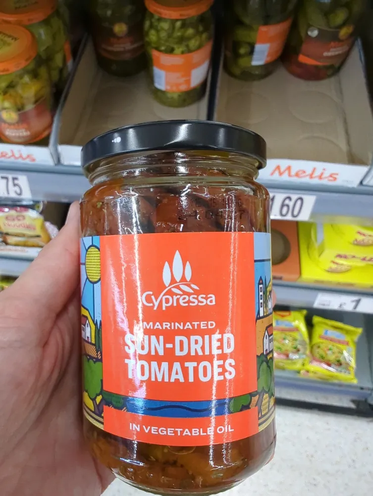 Marinated Sun-Dried Tomatoes in Vegetable Oil