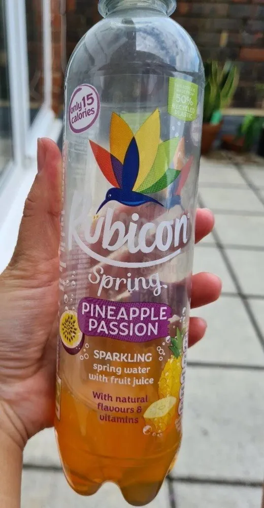 Sparkling spring water