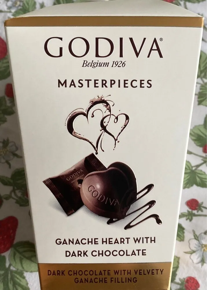 Ganache heart with dark chocolate