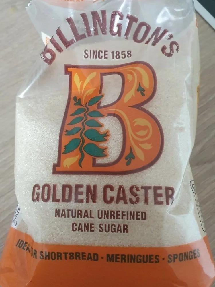 Golden castor unrefined cane sugar