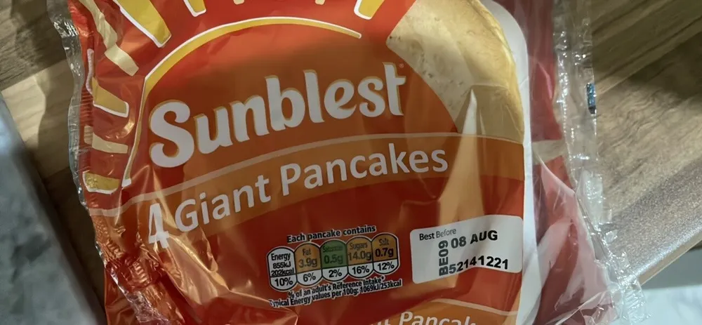 4 Giant Pancakes
