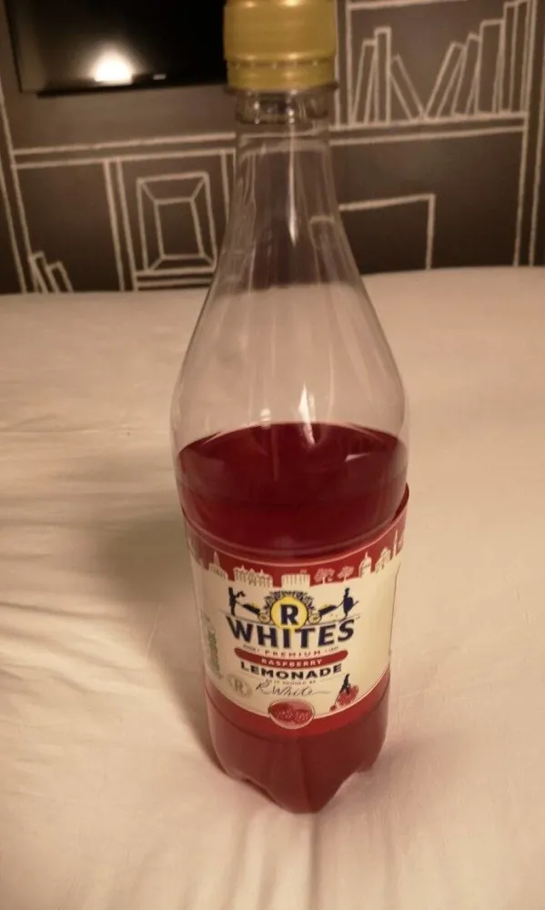 Whites prenium raspberry lemonade