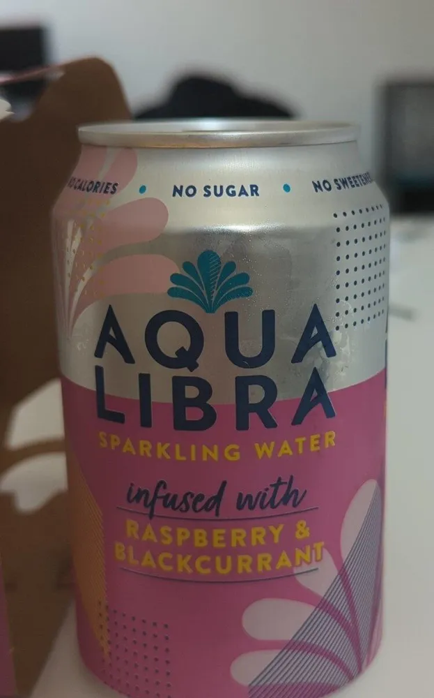 Sparkling Water infused with apple and blackcurrant