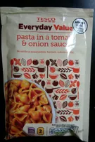 Pasta in a tomato and onion sauce