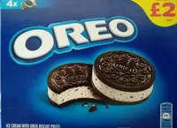 Creme glacee avec biscuits oreo
