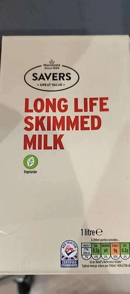 Long life skimmed milk