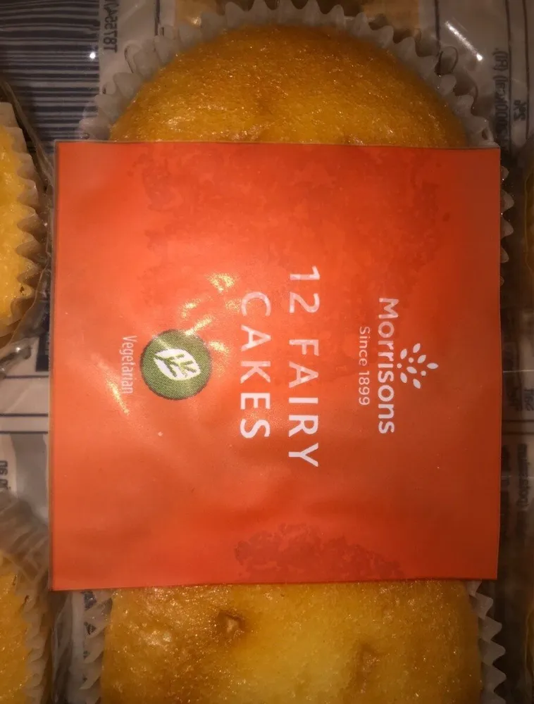 12 fairy cakes