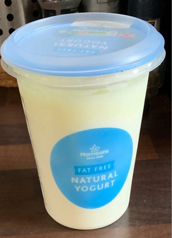 Fat free natural yoghurt