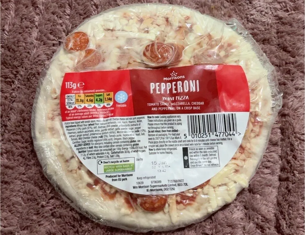 pepperoni mini pizza