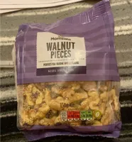 Walnuts pieces