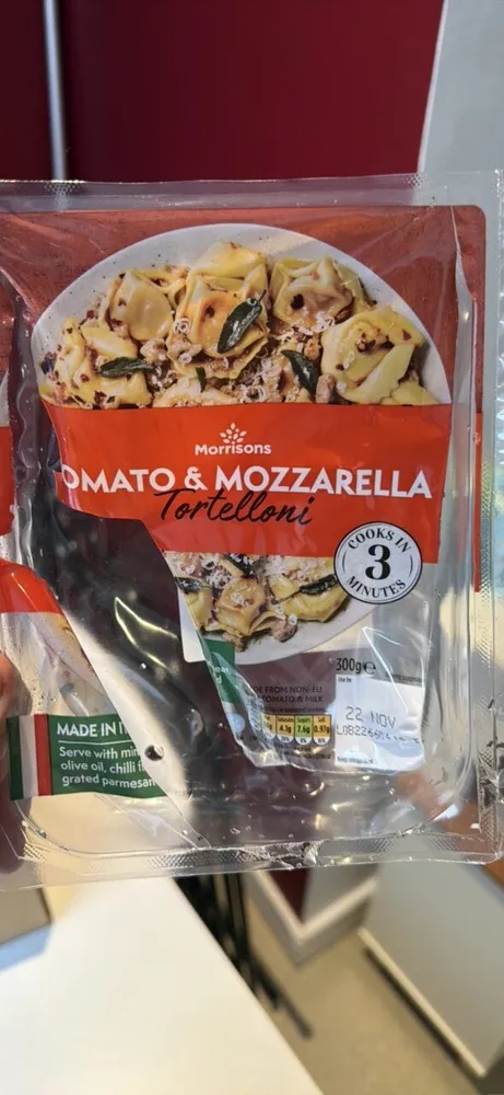 Tomato & Mozzarella Tortelloni