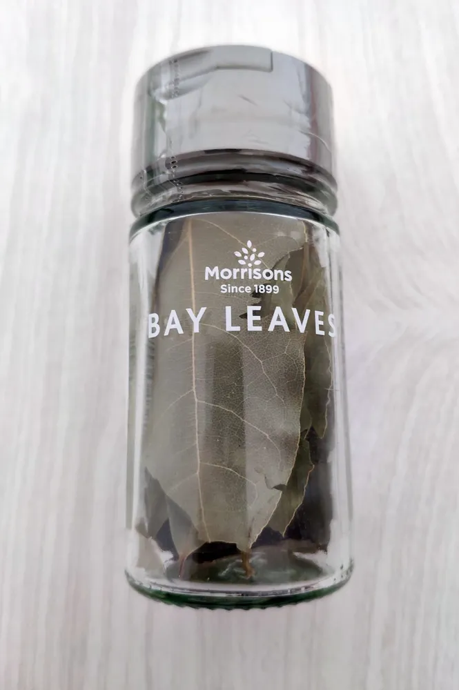 Bay leaves