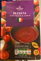 Passata with onion & garlic