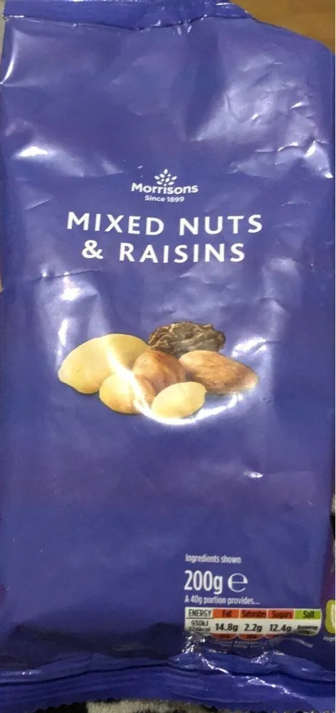 Mixed nuts & raisins
